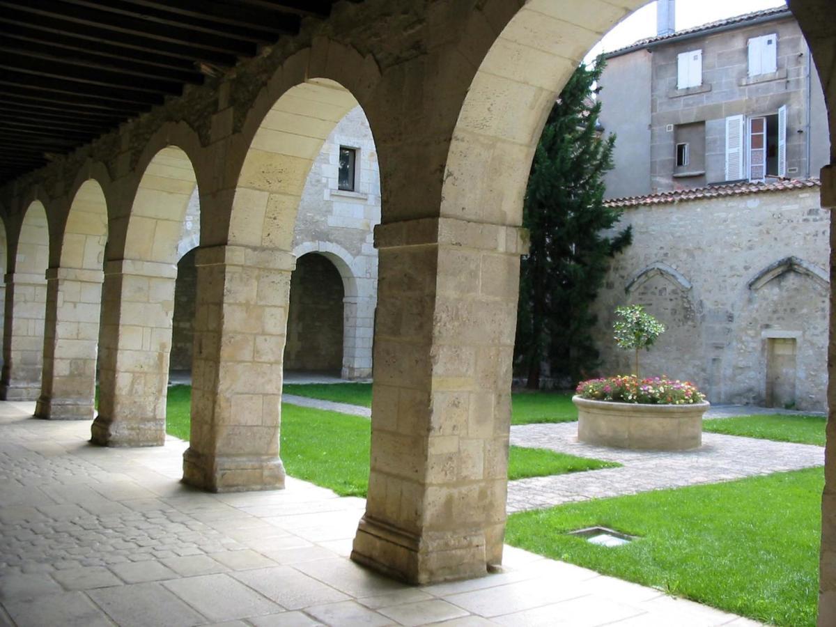 Ibis Budget Cognac Chateaubernard Екстер'єр фото